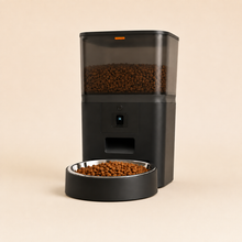 AquaWhisk Smart Pet Feeder with HD Camera 6L
